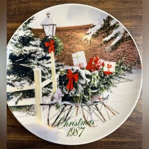 Smuckers 1987 Christmas Collector Plate Series